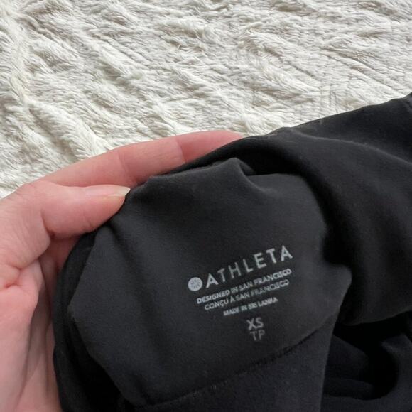 Athleta Conscious Crop Cut-Out Sports Bra Top in Black - Picture 4 of 4